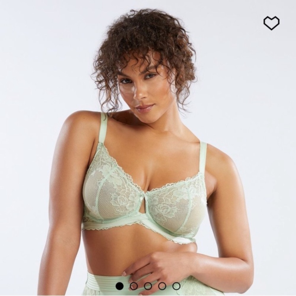 Savage x Fenty bra
